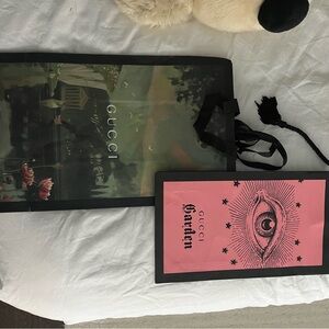 Gucci Black and Pink Shopping Bag Set
